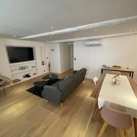 Appartement Nouveau Et Rare A Maxime Sainte-Maxime